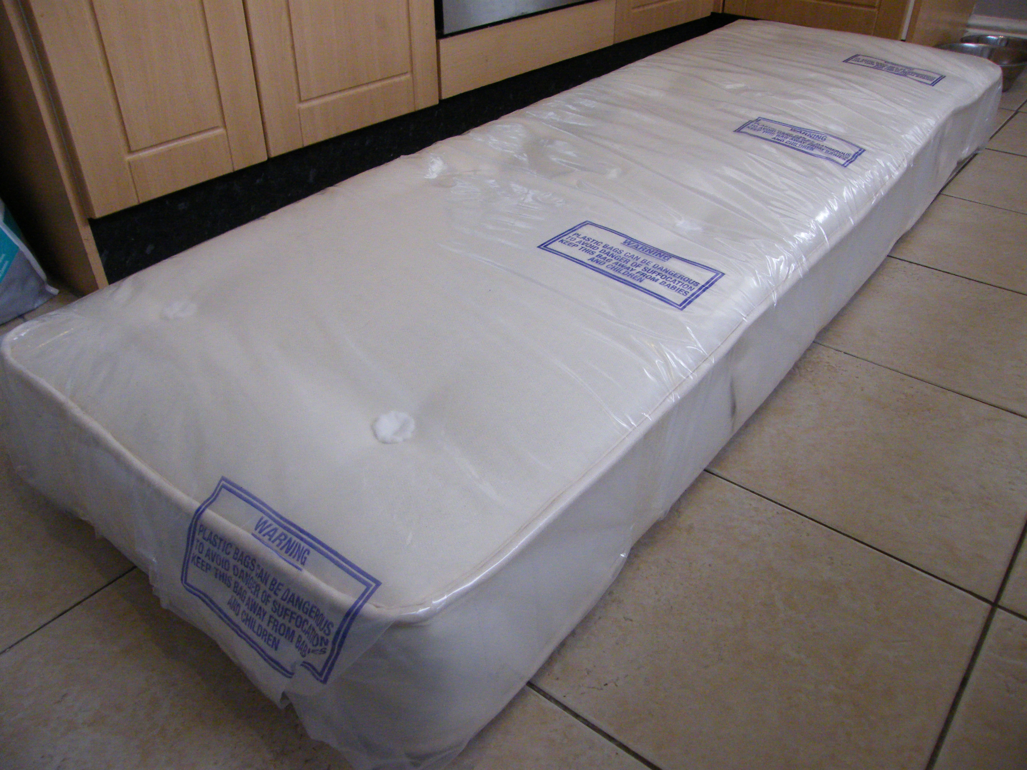 2 foot wide foam mattress